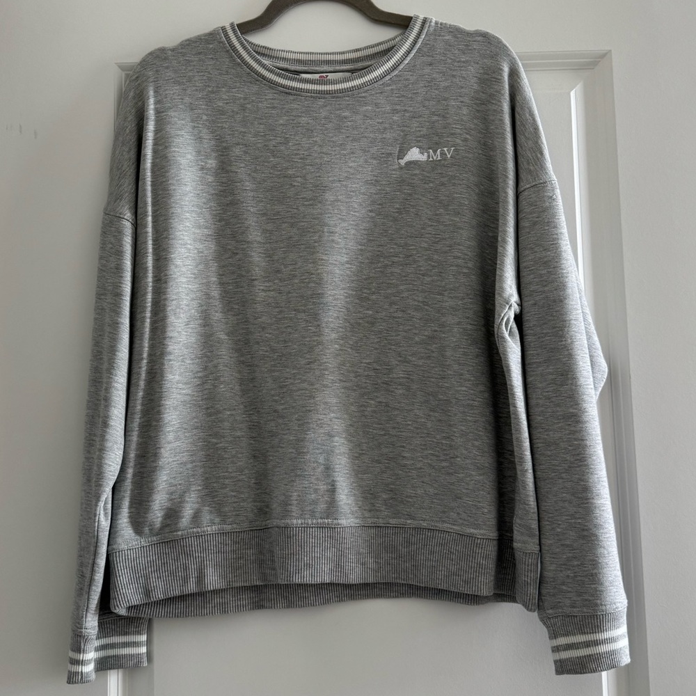 Vineyard Vines / Martha’s Vineyard Sweatshirt